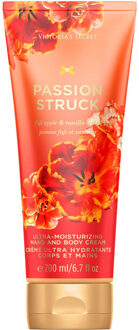 Victoria's Secret Passion Struck hand and body cream, 200 ml