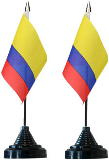 Vlag Colombia tafelvlaggetjes - 2x stuks - 10 x 15 cm vlag - met zwarte standaard