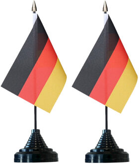 Vlag Duitsland tafelvlaggetjes - 6x stuks - 10 x 15 cm vlag - met zwarte standaard