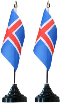 Vlag IJsland tafelvlaggetjes - 2x stuks - 10 x 15 cm vlag - met zwarte standaard - versiering