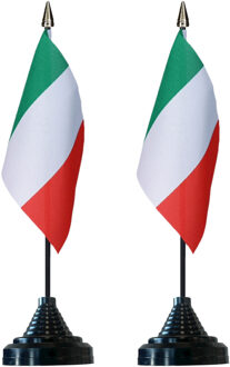 Vlag Italie tafelvlaggetjes - 2x stuks - 10 x 15 cm vlag - met zwarte standaard