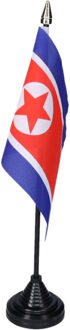 Vlag Noord Korea tafelvlaggetjes - 1x stuks - 10 x 15 cm vlag - met zwarte standaard