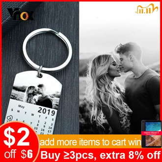 Vnox Personalized Photo Calendar Key Chain Love Date Gifts for Lovers Promise Stainless Steel Souvenir ID Tag Custom Jewelry