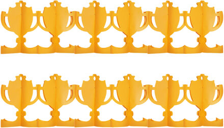 Voetbal cup slinger - 2x - oranje - papier - 4 meter - brandvertragend - EK versiering