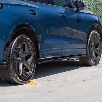 Volkswagen Oneway Set Sideskirts passend voor Volkswagen Tiguan III (CT1) 2024- - Glanzend zwart OWSS10071