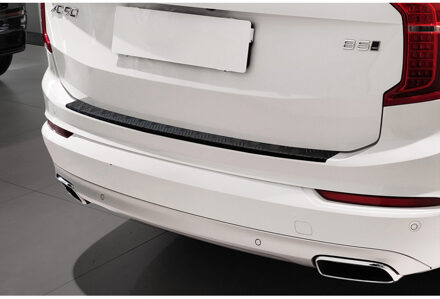 Volvo Matzwart Aluminium Bumper beschermer passend voor Volvo XC90 II 2015- 'Riffled Plate' AV240227