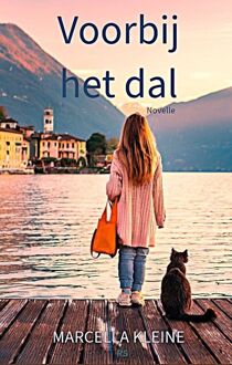 Voorbij het dal -  Marcella Kleine (ISBN: 9789492657275)