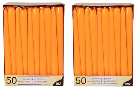 Voordeelverpakking oranje dinerkaarsen/kandelaarkaarsen - Gotische kaarsen 100 stuks 25 cm - Tafel decoratie kaarsen