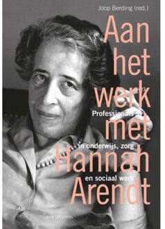 Vrije Uitgevers, De Aan het werk met Arendt - Boek Vrije Uitgevers, De (9492538199)
