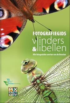 Vrije Uitgevers, De Fotografiegids Vlinders en Libellen - (ISBN:9789079588367)