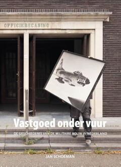 Vrije Uitgevers, De Vastgoed onder vuur - Boek Jan Schoeman (9082080044)