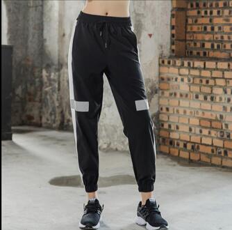 Vrouwen running sport broek yoga verstelbare taille jogging broek brief gedrukt zwart / L