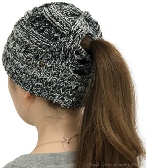 Vrouwen Winter Kabel Gebreide Stretch Beanie Hoed Met Afneembare Beschermen Oren Zijknoppen Criss Cross Paardenstaart Schedel Cap M19 21 -A