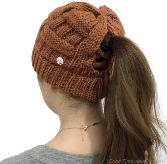 Vrouwen Winter Kabel Gebreide Stretch Beanie Hoed Met Afneembare Beschermen Oren Zijknoppen Criss Cross Paardenstaart Schedel Cap M19 21 -B