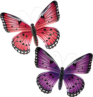 Wanddecoratie vlinders - 2x stuks - roze en paars - 34 x 28 cm - metaal - muurdecoratie tuin