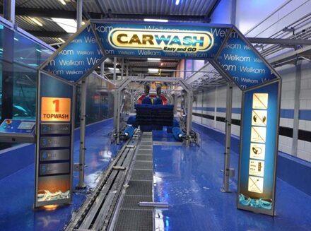 Wasbeurt bij Carwash Easy and Go