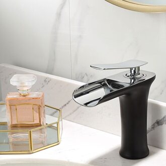 Wastafelkranen Waterval Badkamer Kraan Enkele Handgreep Wastafel Mengkraan Bad Zwarte Kraan Messing Sink Water Kraan Chrome zwart en chroom