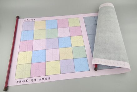 Water Tekening Doek 77*40Cm Kleurrijke Grid Water Papier Doek Imitatie Tekening Papier Magic Rolling Kalligrafie Herhaal Schrijven