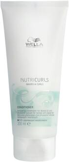 Wella Professionals Nutricurls Detangling Conditioner for Waves and Curls 200ml