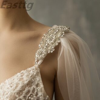 White Wedding Accessoires Diamant Top Cape Bridal Shawl Champagne Kathedraal Lengte Tulle Lange Cape Ivoor Mantel Sjaal
