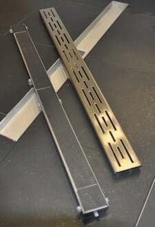 Wiesbaden Drain Tegelrooster 80 cm. - RVS