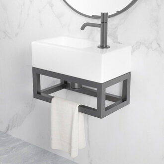 Wiesbaden Nick frame voor fontein 395 x 150 x 215 mm gunmetal PVD 39.3538 Gunmetal (antraciet)