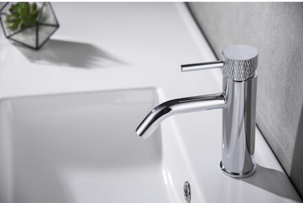 Wiesbaden Ribbd Wastafelkraan - Chroom