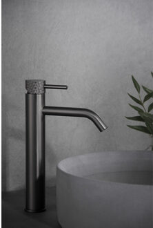 Wiesbaden Ribbd XL Wastafelkraan Verhoogd - Gunmetal