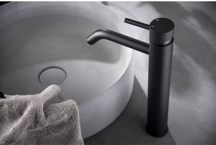 Wiesbaden Ribbd XL Wastafelkraan Verhoogd - Mat Zwart