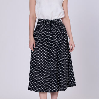 Wijd uitlopende stipprintrok - maat Zwart