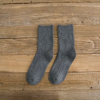 Winter Warm Grappige Sokken Vrouwen Verschillende Kleuren Vrouwelijke Leuke Sok Womens Ontworpen Scholieren Vrouwtjes Japanse Stijl Trendy Meisje grijs