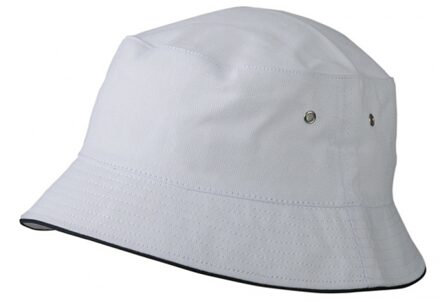 Wit kinder vissershoedje