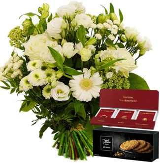 Witte bloemen + koek en thee