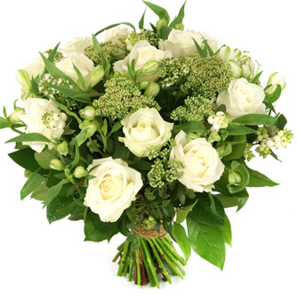 Witte rozen en bloemen