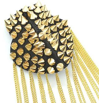 WITUSE Mannen Vrouwen Punk Gothic Kwastje Spike Klinknagel Broche Epaulet Schouder Board Goud