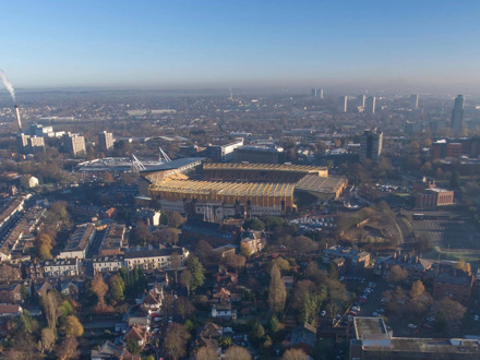 Wolverhampton Wanderers vs Liverpool FC (Premier League) (Eigen vervoer)