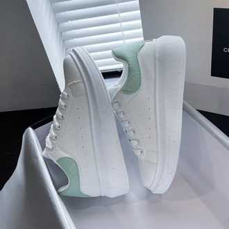 Women Fashion Sneakers Chunky Platform Lace Up Vulcanized Shoes Designers Basket Female Leather Casual Shoes Woman 2020 Summer