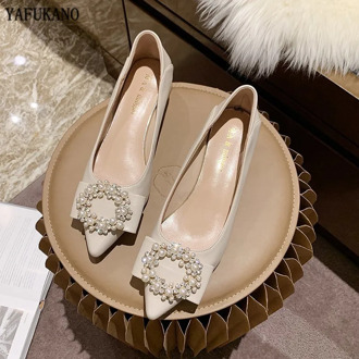 Women High Heels Pearl Rhinestones Decoration Low Heel Lady Pumps Sweet Elegant Fairy Style Party Dress Shoes Chunky Heels 3cm