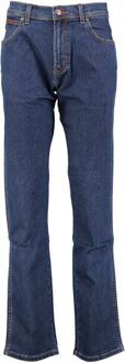 Wrangler Straight Fit TEXAS donker blauw - 36-L30;36-L32;36-L34;36-L36;38-L30;38-L32;38-L34;38-L36;40-L30;40-L32;40-L34;40-L36;42-L32;42-L34;42-L36;44-L32;44-L34;44-L36;46-L34;48-L34;30-L32;30-L34;31-L30;31-L32;31-L34;32-L30;32-L32;32-L34;32-L36;33-L30;33-L32;33-L