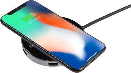 Xtorm Connect Series - USB-C Hub Wireless Charging 6-in-1