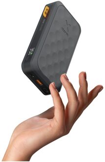 Xtorm Fuel Series Power Pack 35 W 20.000 mAh Powerbank Zwart