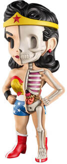 XXray / DC #23 - Golden Wonder Woman (Mighy Jaxx)