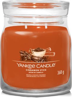 Yankee Candle Geurkaarsen Yankee Candle Kenmerkende Middellange Kaarsen Kaneelstok 368 g