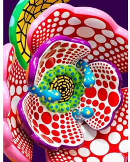 Yayoi Kusama: I Spend Each Day Embracing Flowers - Yayoi Kusama