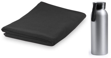 Yoga/fitness set zwarte handdoek extra absorberend en bidon/drinkfles