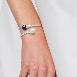 You & Me Armband Zoetwater Pearl White en Black 11-12 mm 925 - maat Wit