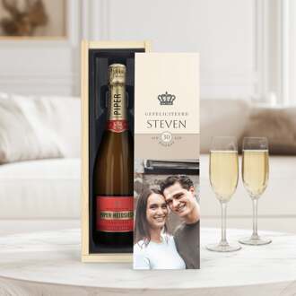 YourSurprise Champagne in bedrukte kist - Piper Heidsieck Brut (750ml)