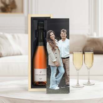 YourSurprise Champagne in bedrukte kist - René Schloesser rosé (750ml)