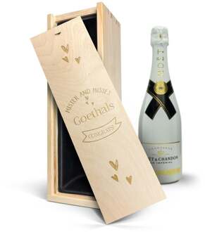 YourSurprise Champagne in gegraveerde kist - Moët & Chandon Ice Imperial (750ml)