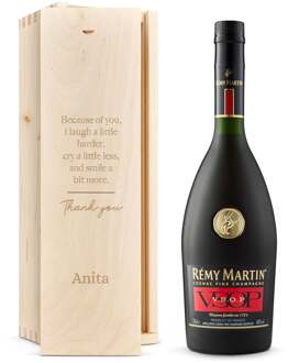 YourSurprise Cognac in gegraveerde kist - Rémy Martin VSOP